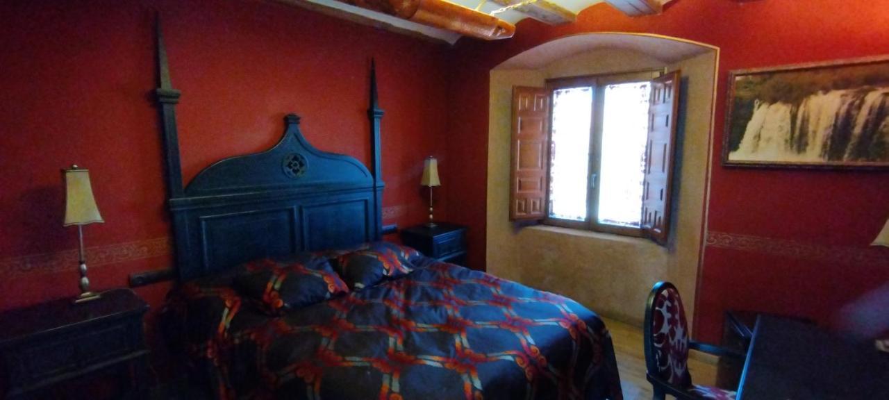 Rural Abuelo Rullo Hotel Terriente